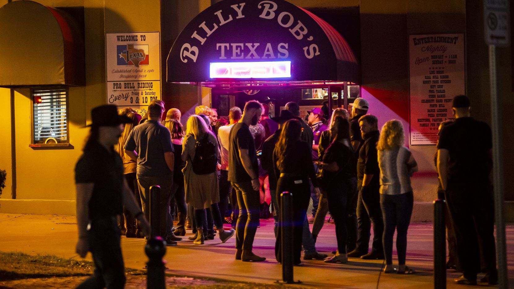 ‘It’s so great to see everybody without a mask on’: Music fans celebrate at Billy Bob’s Texas